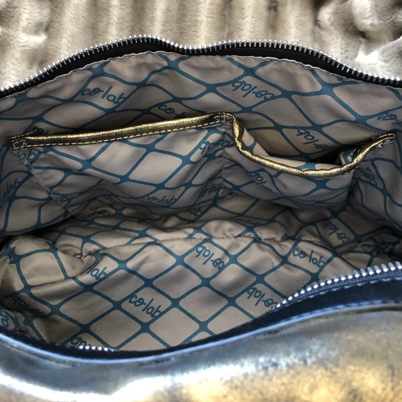 Colab NWT 👜 Gold and Black Distressed Look Purse - Picture 6 of 9